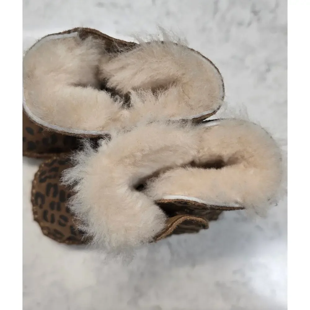 UGG Cassie Girls Infant Chestnut Leopard Print Fur Lined Boots Size 2/3